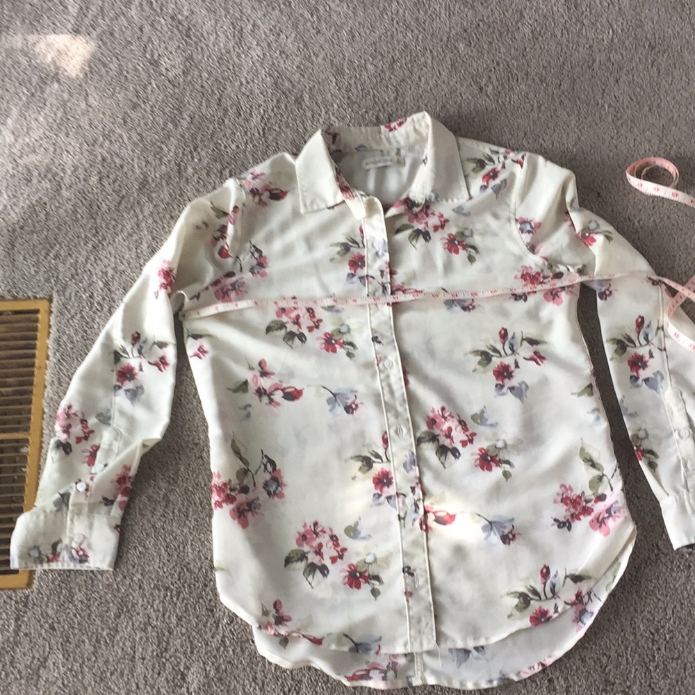 Abercrombie & Fitch floral button down shirt